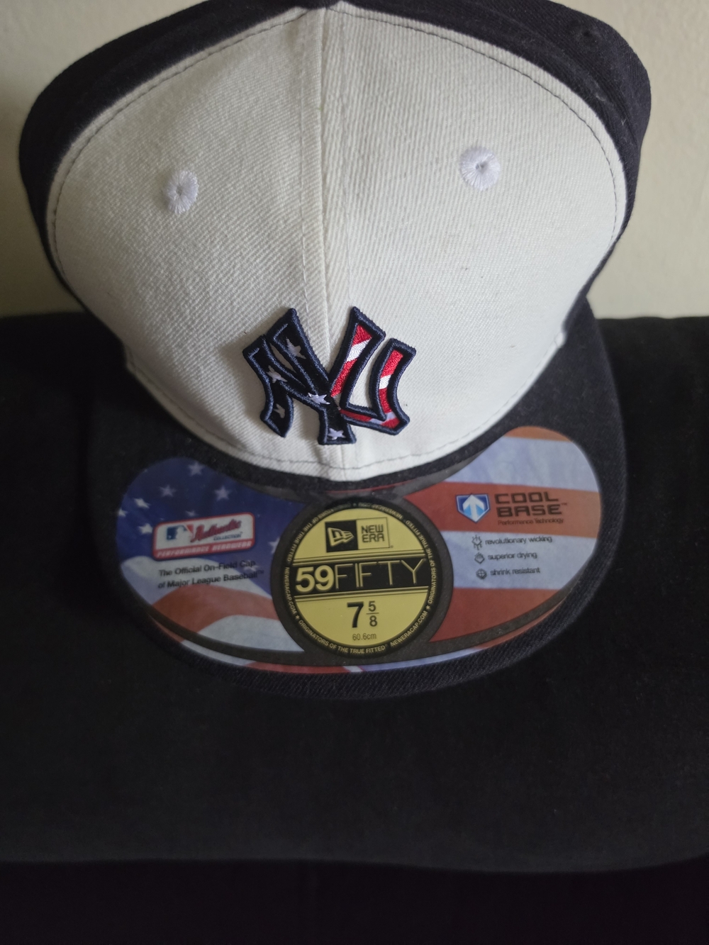 New Era Two-Tone Black & White 59FIFTY Fitted Baseball Cap